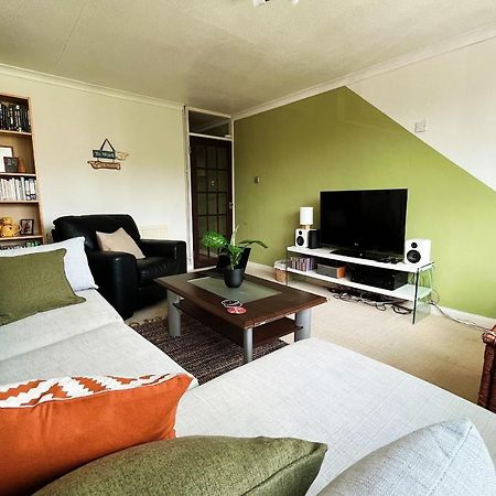 Spacious 2 Bedroom Apartment in Cricklewood Londres Exterior foto
