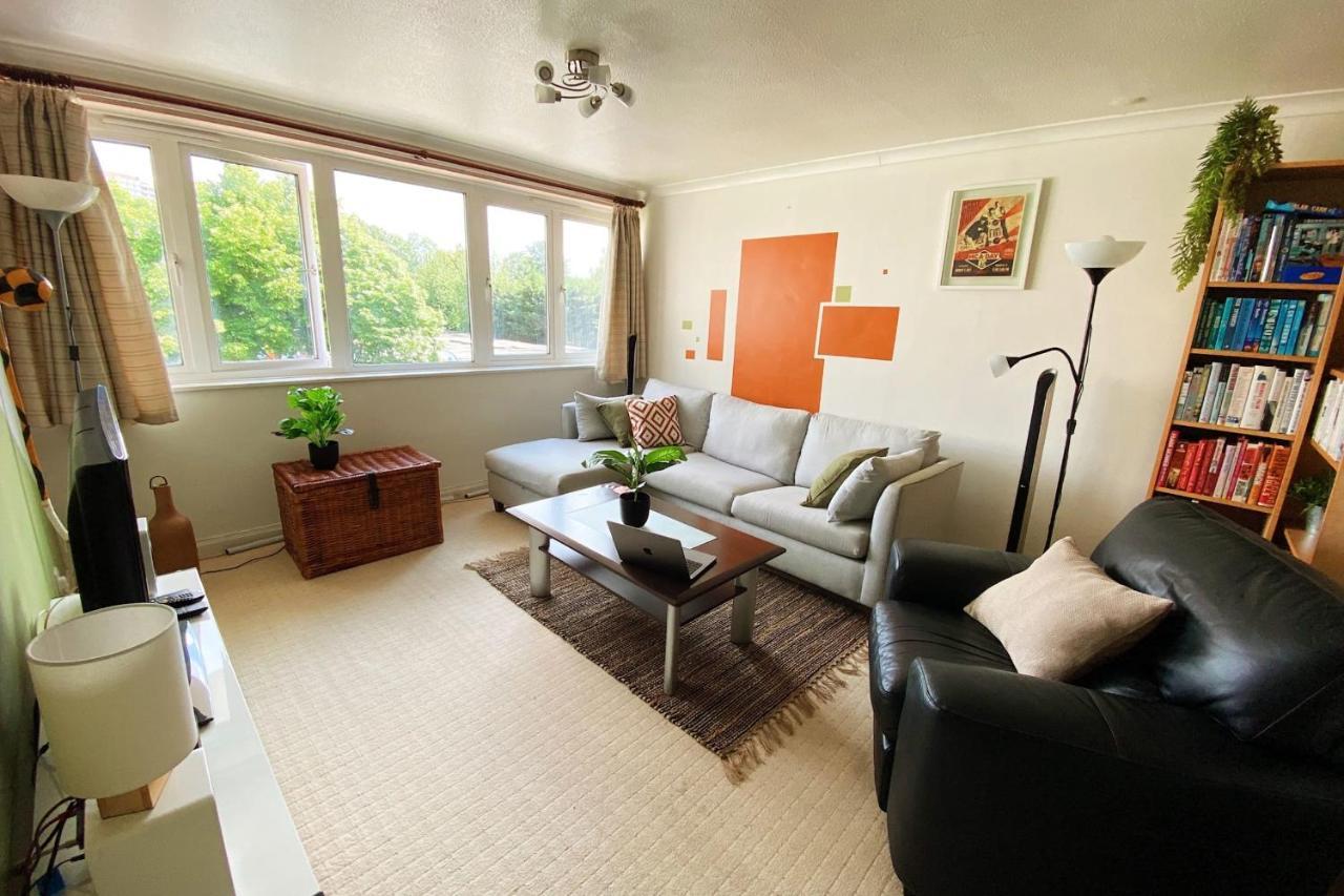 Spacious 2 Bedroom Apartment in Cricklewood Londres Exterior foto